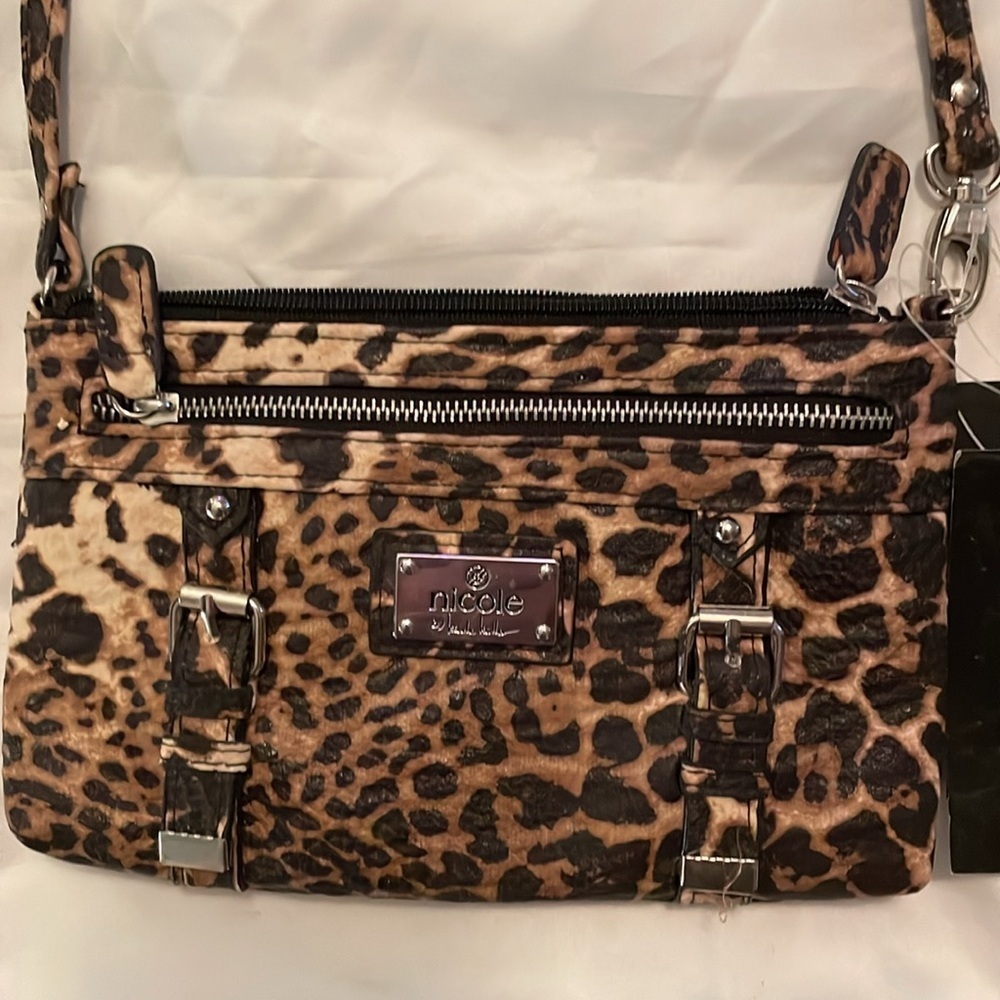 Nicole Miller NWT wristlet​​ - Picture 2 of 6